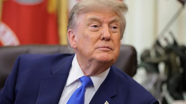 Трамп предоставит республиканцам большинство в Федеральной комиссии по связи (FCC) 3-1, но не заполнит пустующее место от Демократической партии