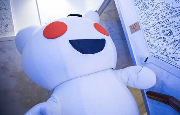 Исследования показывают, что использовать Reddit для управления поиском с помощью ИИ очень просто