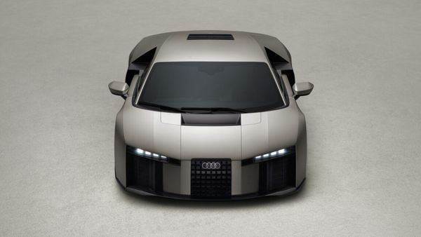 Не следующий R8? Audi представляет гибридный двигатель V8 Nuvolari со средним расположением двигателя.