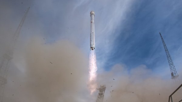 Отчет о ракете: Ковбой готовится к центрам обработки данных на НОО; Новая российская МБР действительно работает