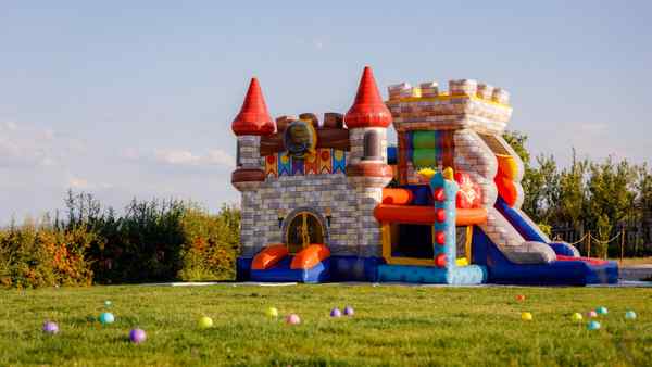 Bouncy castle launches horrifying MRSA outbreak, striking 48 kids in Ireland