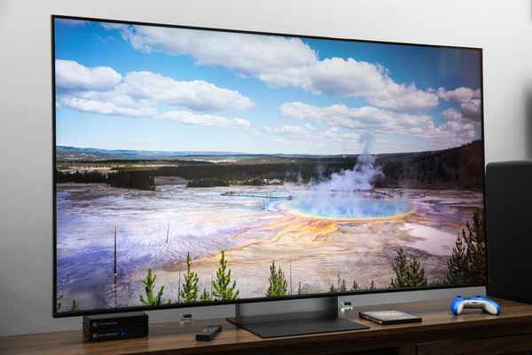 Первый RGB-телевизор Sony — это заявление