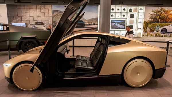 Киберкабина Tesla была задействована, и она уже находится под следствием