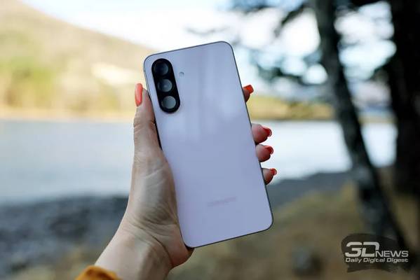 Бюджетные Galaxy A помогут Samsung нарастить поставки, пока конкуренты сокращают производство на фоне роста цен на память
