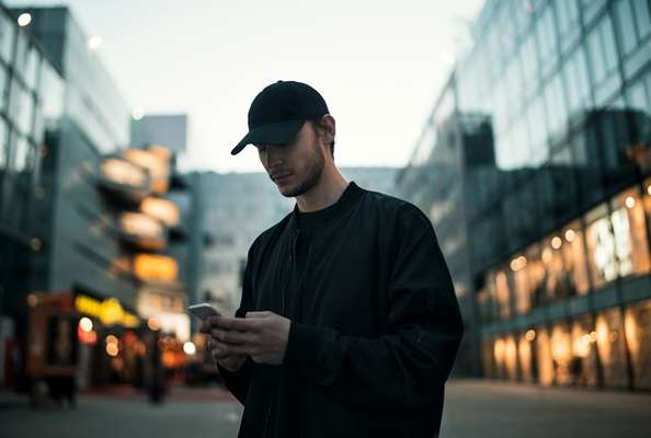 «Билайн» запустил 5G для россиян, но не в России