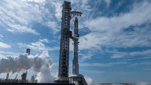 SpaceX впервые запустила новейшую мегаракету Starship V3 — корабль потерял двигатель, но продолжил полёт