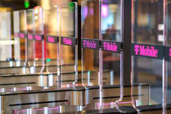 T-Mobile просто незаметно отказалась от своего более выгодного тарифного плана менее чем через год