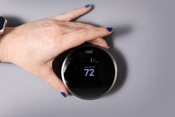 Nest пытается починить ваш термостат