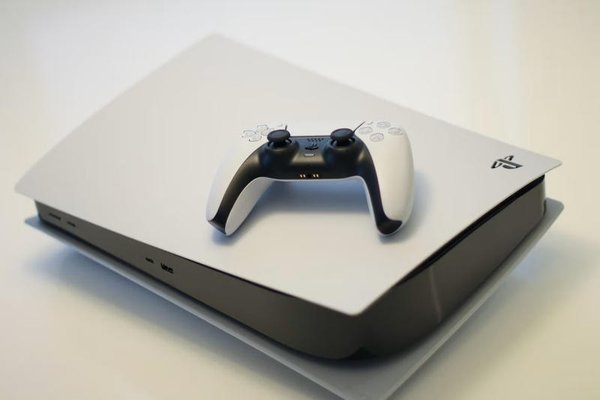 «Вы получили то, за что заплатили» — Microsoft и Sony отказались делиться с покупателями возвращёнными пошлинами