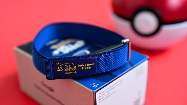 Fitbit и Pokemon создали фитнес-трекер, который действительно может помочь мне поймать Z