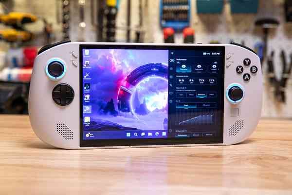 Игровой портативный компьютер Lenovo Legion Go S за 549 ​​долларов неожиданно стал выгодной сделкой.