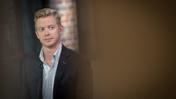 Акции Reddit падают, и генеральный директор ставит под сомнение ценность обзоров искусственного интеллекта Google